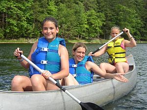 2009 Camp brochure canoe small